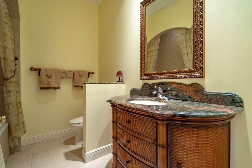 2356 NE 26th St, Lighthouse Point, FL 33064 Photo