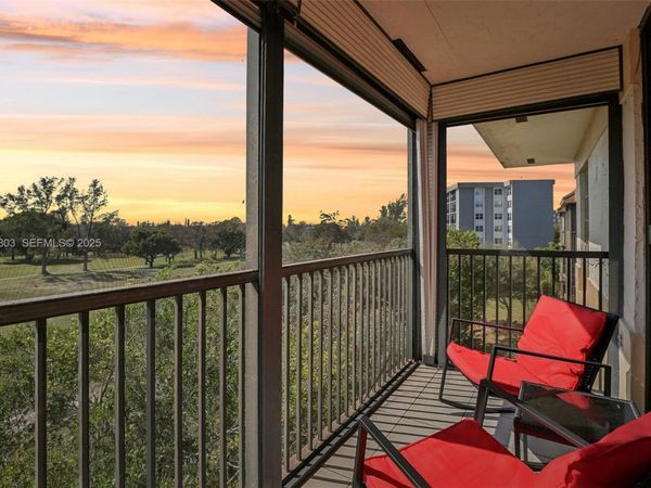 5570 NW 44th St, Unit 510A, Lauderhill, FL 33319