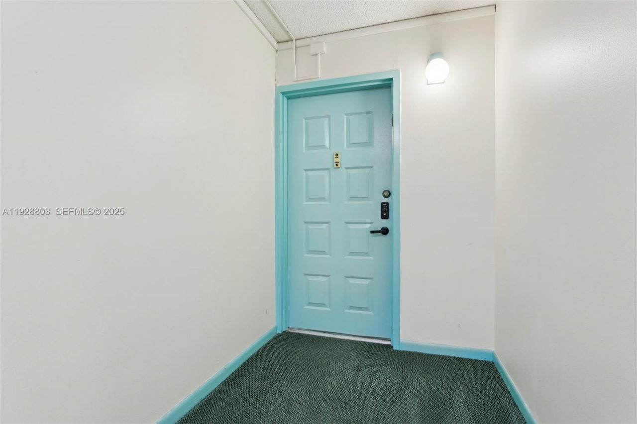 5570 NW 44th St, Unit 510A, Lauderhill, FL 33319 Photo