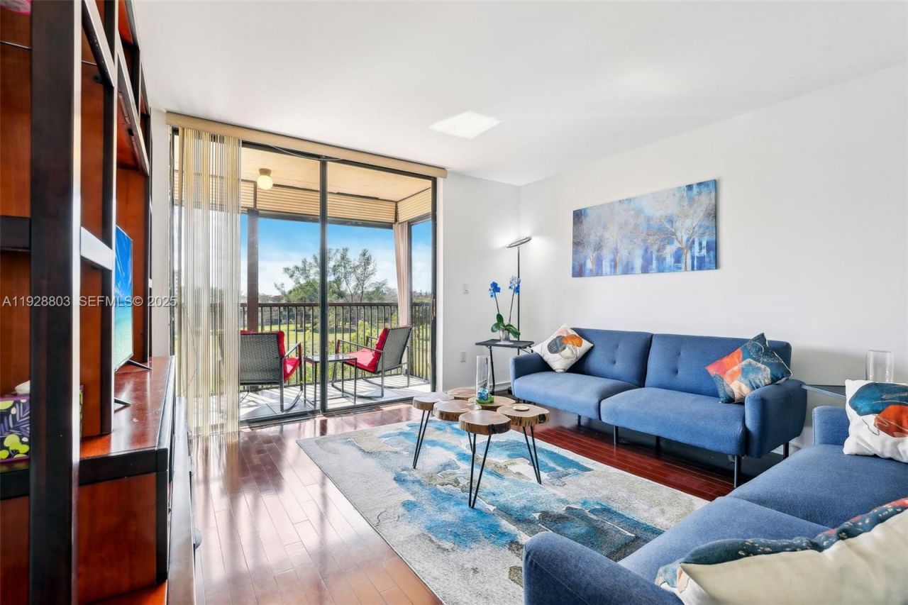 5570 NW 44th St, Unit 510A, Lauderhill, FL 33319 Photo