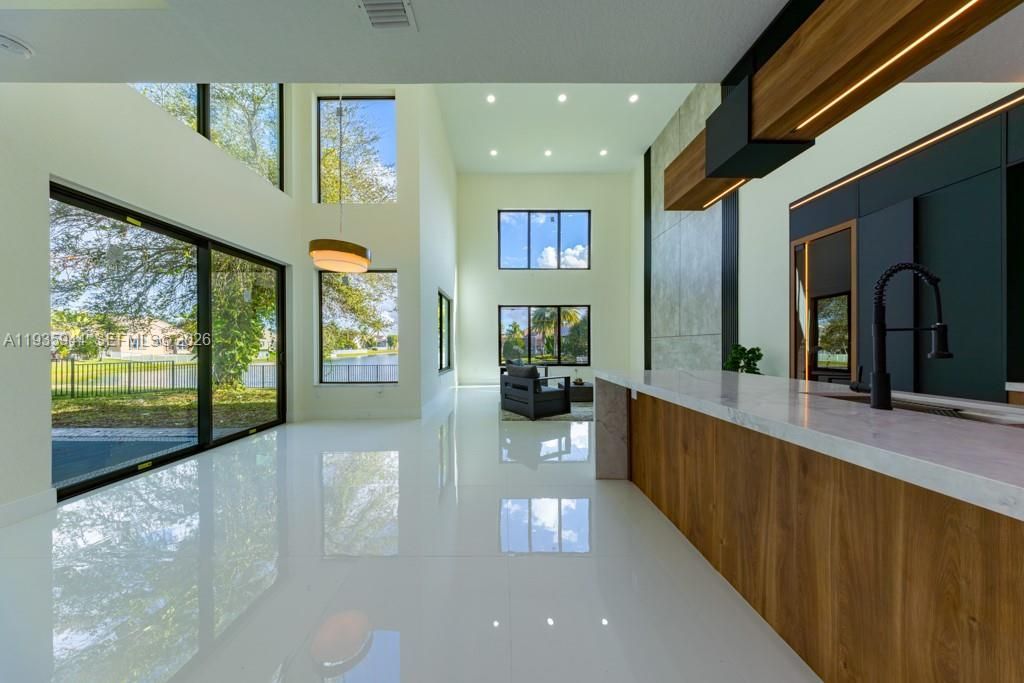 4547 SW 186th Way, Miramar, FL 33029 Photo