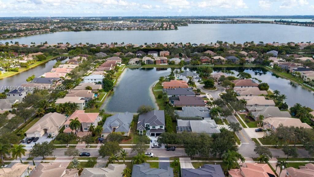 4547 SW 186th Way, Miramar, FL 33029 Photo