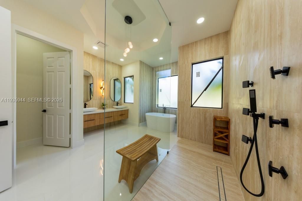 4547 SW 186th Way, Miramar, FL 33029 Photo