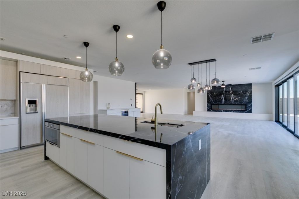 8741 Grand Pass Court, Las Vegas, NV 89113 Main Photo