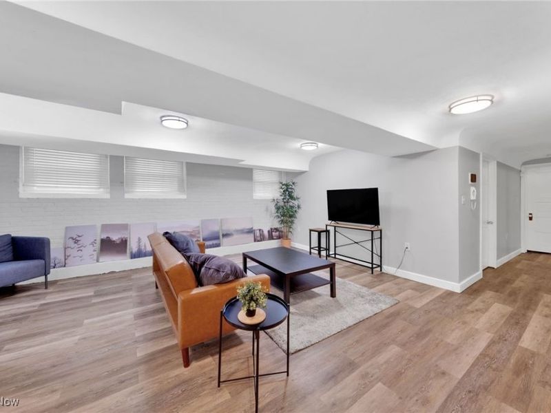 11433 Ashbury Avenue, Unit 1, Cleveland, OH 44106 Photo 19