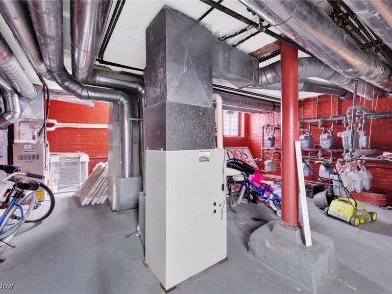 11433 Ashbury Avenue, Unit 1, Cleveland, OH 44106 Photo 26