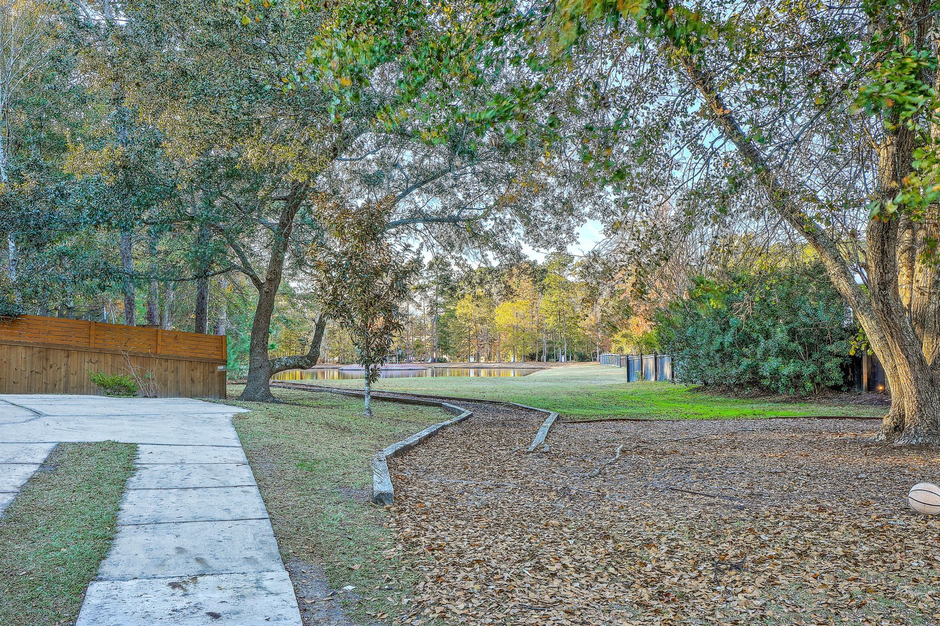 1109 Rearick Road Photo 6