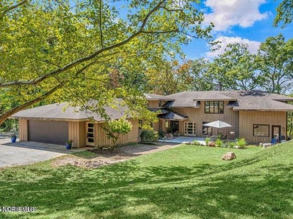 25001 W River Road, Perrysburg, OH 43551