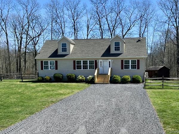 35 Pioneer Road, Gardiner, NY 12525