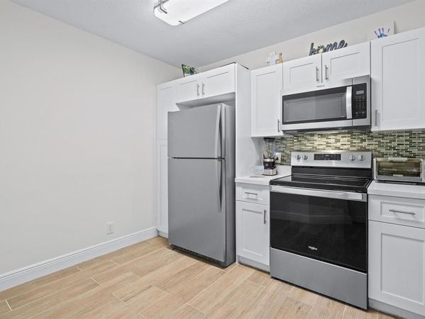 8851 S Wiles Rd, Unit 305, Coral Springs, FL 33067