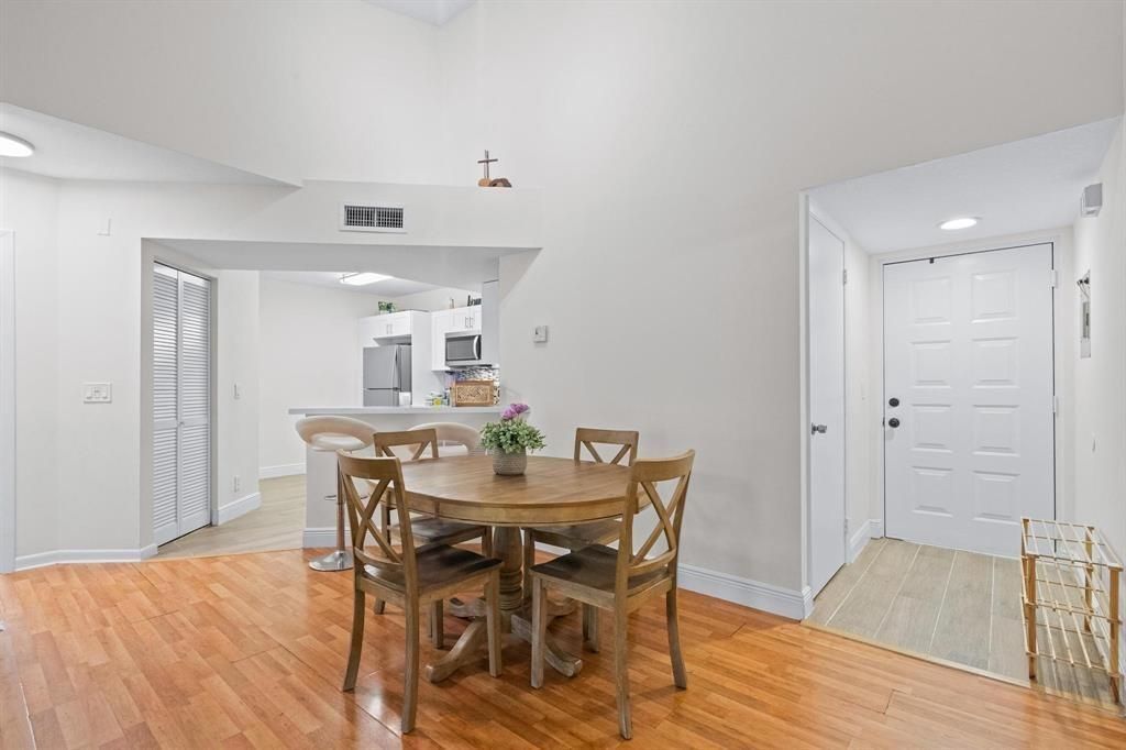 8851 S Wiles Road, Unit 305, Coral Springs, FL 33067 Photo