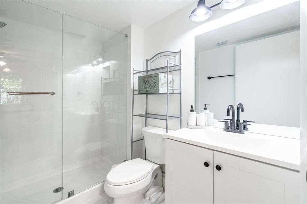 8851 S Wiles Road, Unit 305, Coral Springs, FL 33067 Photo