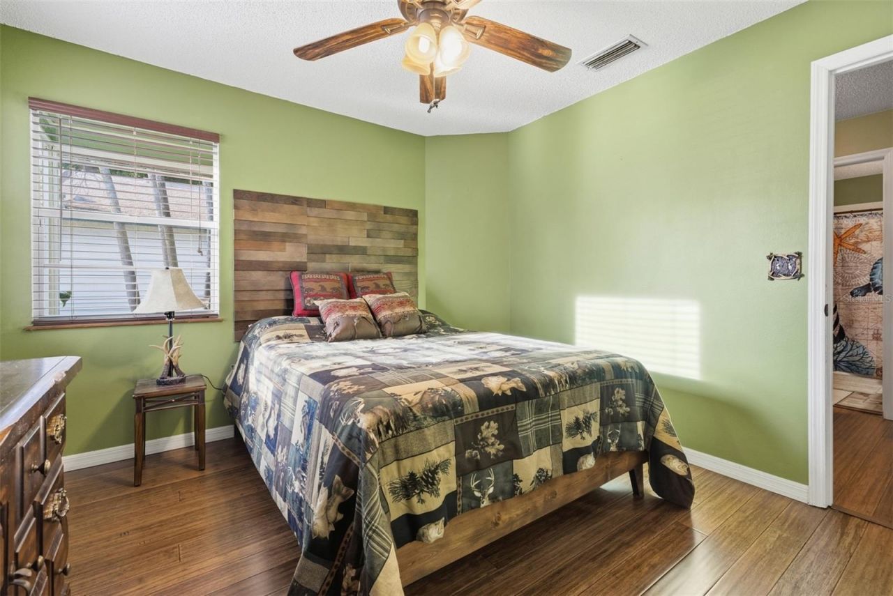 331 Bearded Oaks Circle, Sarasota, FL 34232 Photo