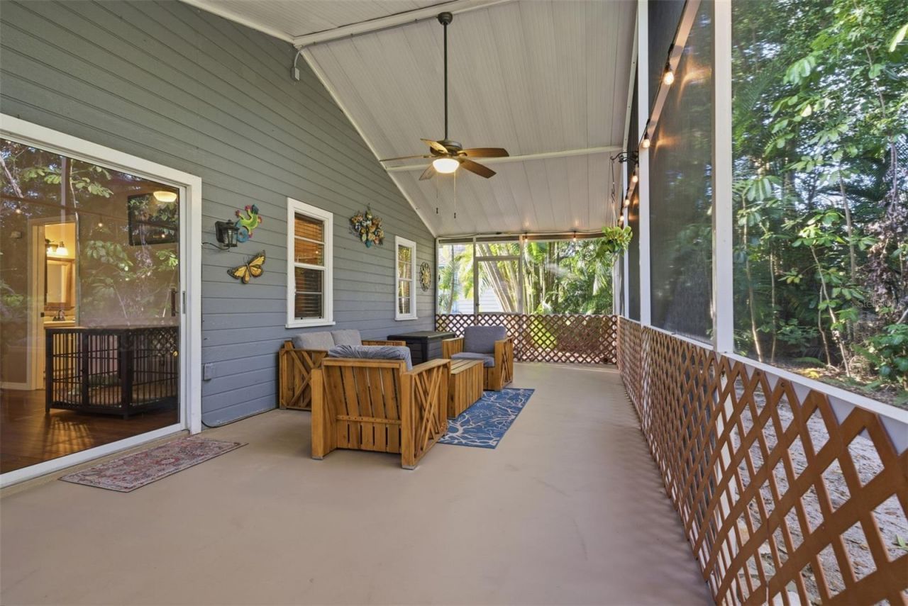 331 Bearded Oaks Circle, Sarasota, FL 34232 Photo