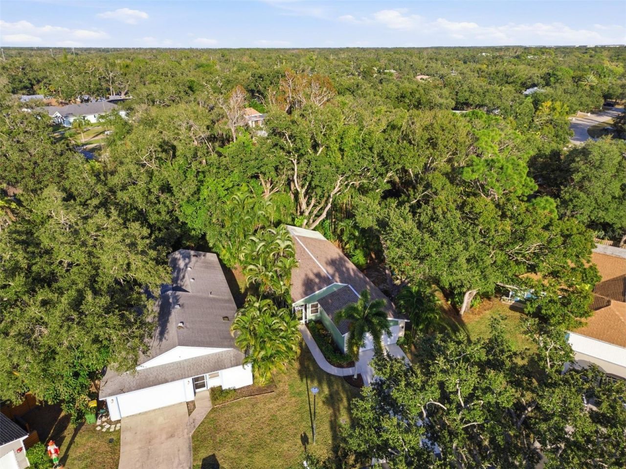 331 Bearded Oaks Circle, Sarasota, FL 34232 Photo