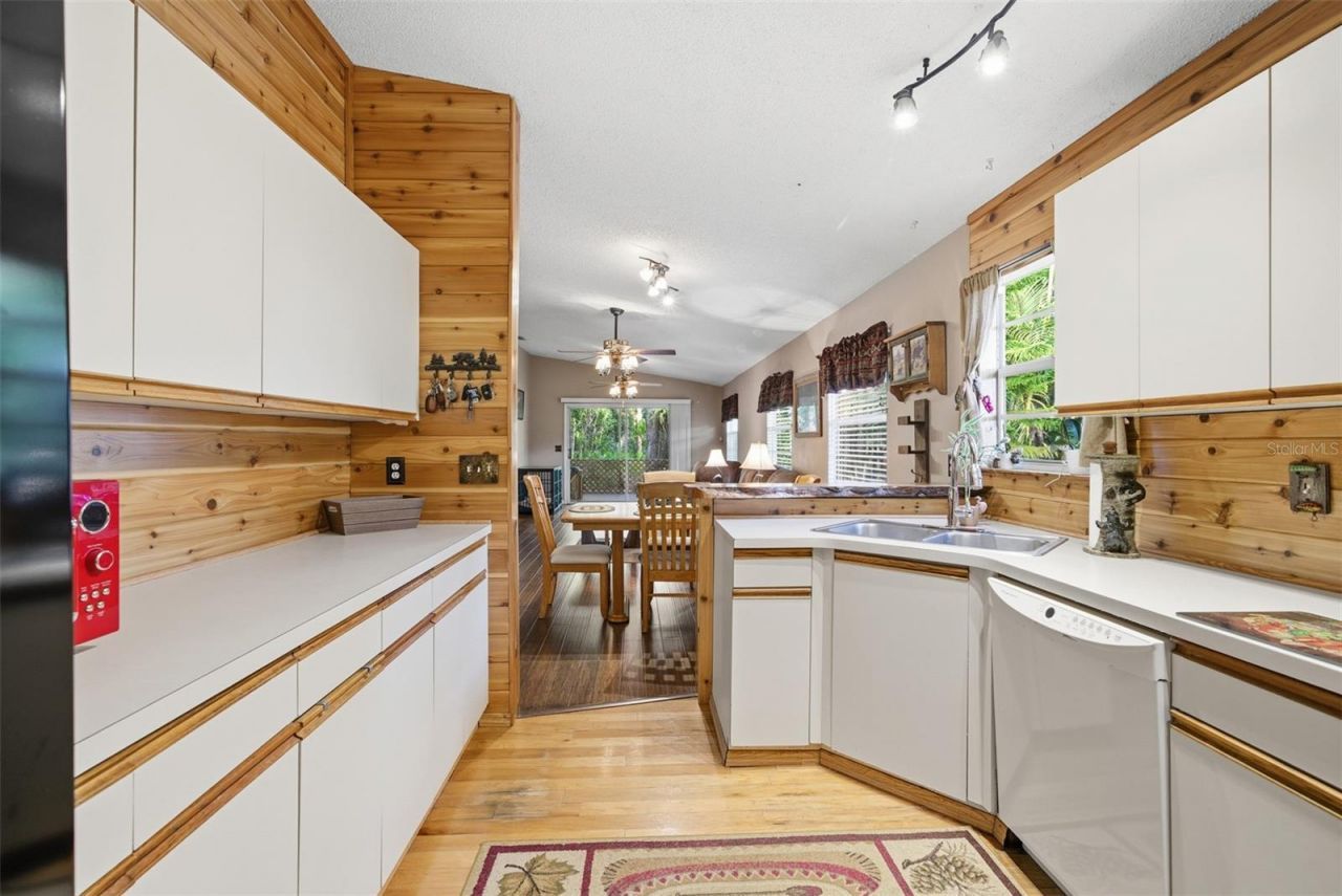 331 Bearded Oaks Circle, Sarasota, FL 34232 Photo