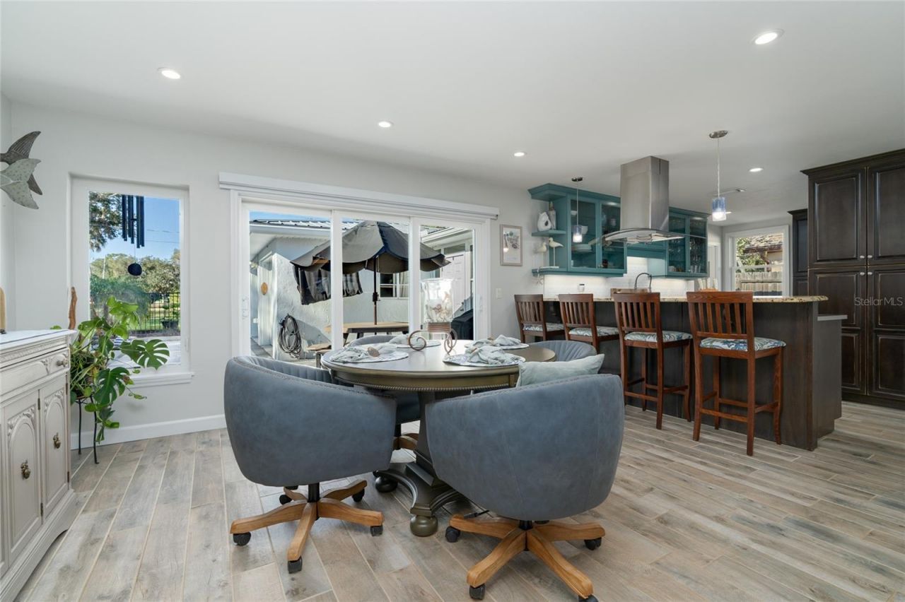 1212 Magnolia Street, New Smyrna Beach, FL 32168 Photo