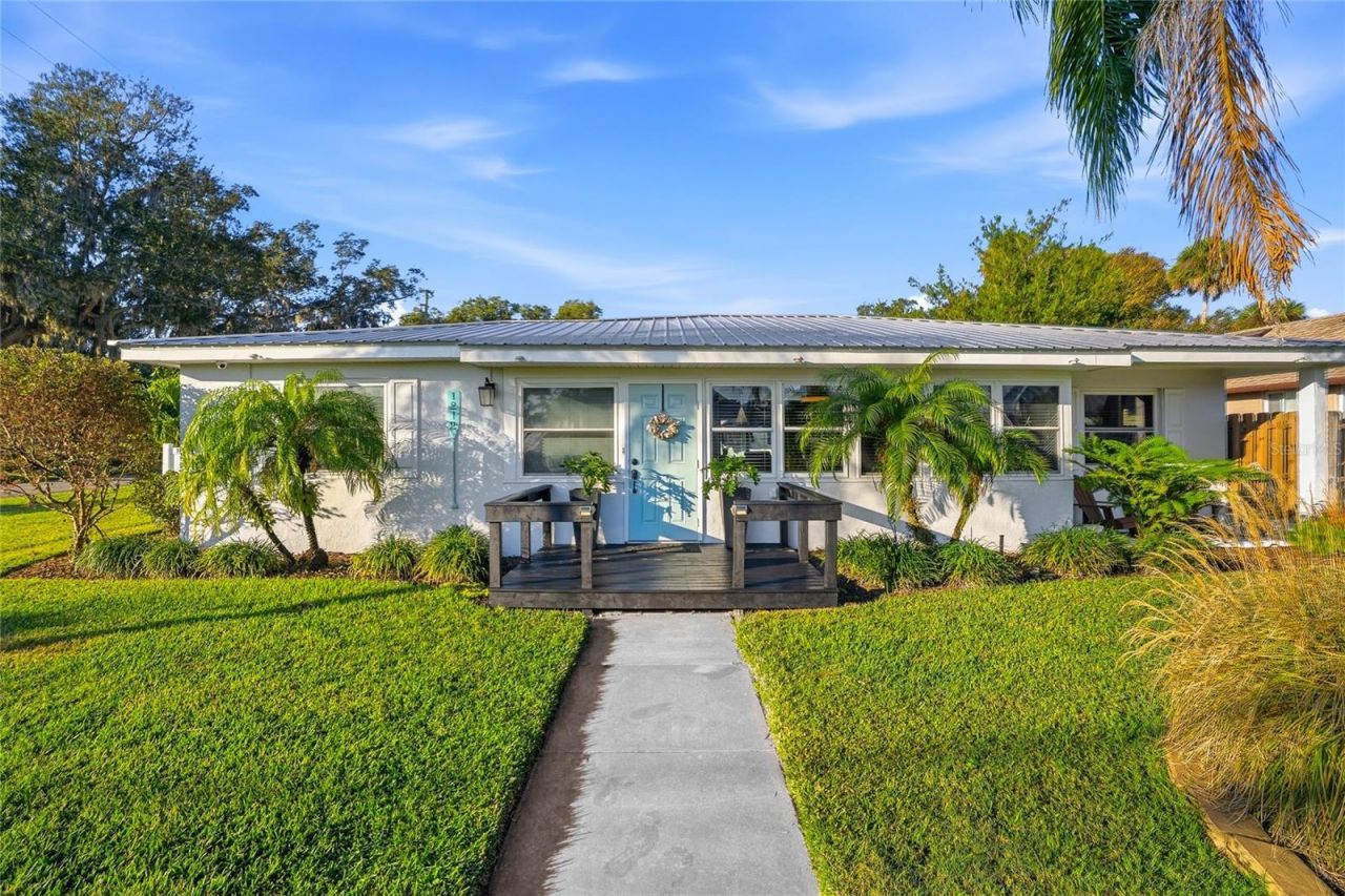 1212 Magnolia Street, New Smyrna Beach, FL 32168 Photo