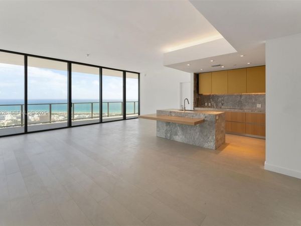 500 ALTON RD, Unit 3905, Miami Beach, FL 33139