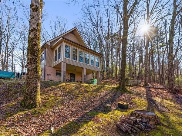 50 Shawnee Trail, Chatsworth, GA 30705