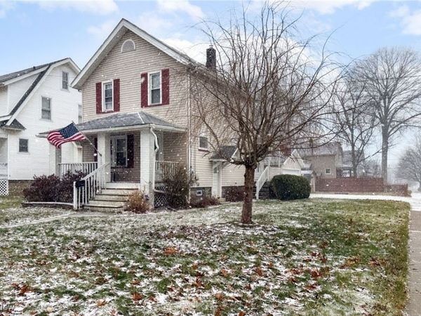 946 Falls Avenue, Cuyahoga Falls, OH 44221