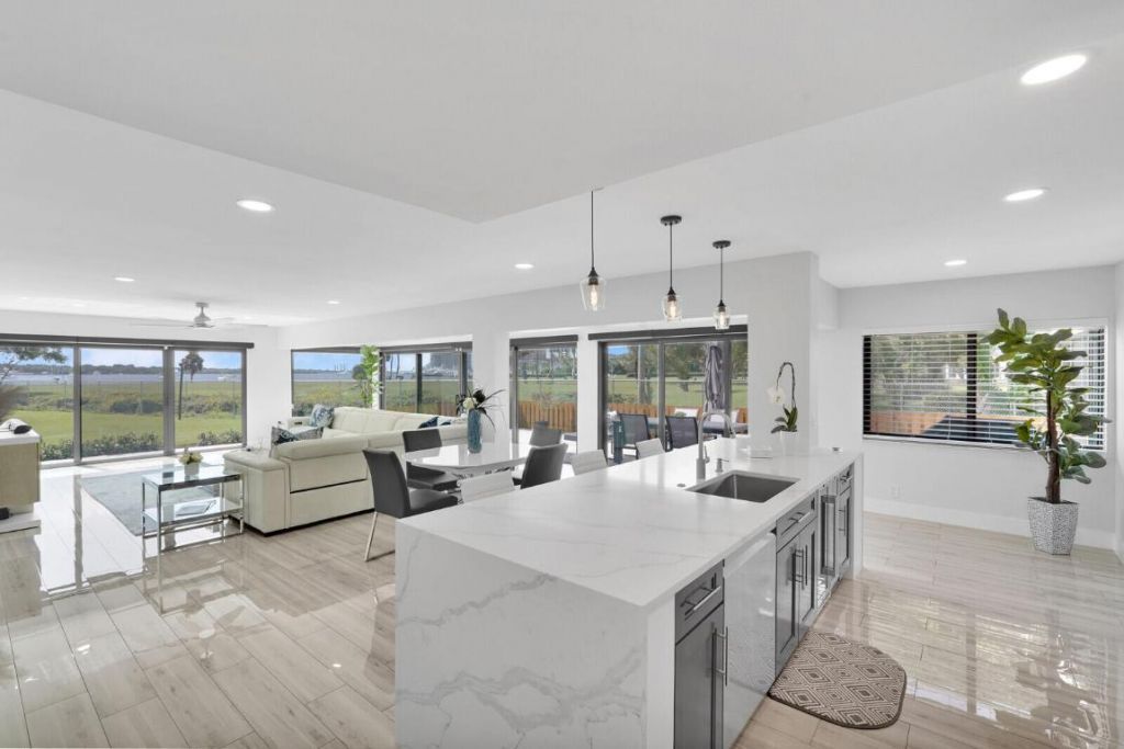 1660 Twelve Oaks Way, Unit 101 &, North Palm Beach, FL 33408 Photo