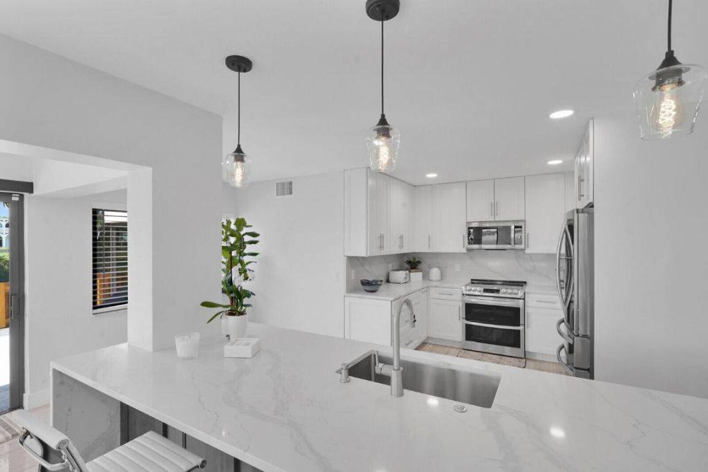 1660 Twelve Oaks Way, Unit 101 &, North Palm Beach, FL 33408 Photo