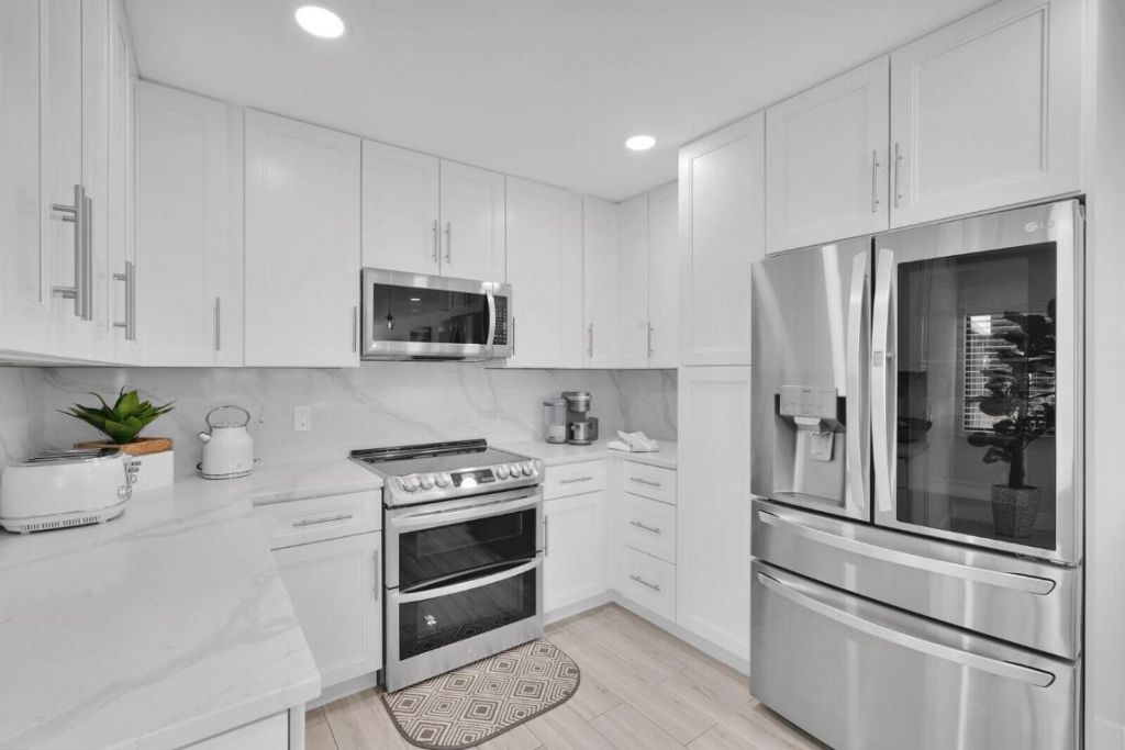 1660 Twelve Oaks Way, Unit 101 &, North Palm Beach, FL 33408 Photo