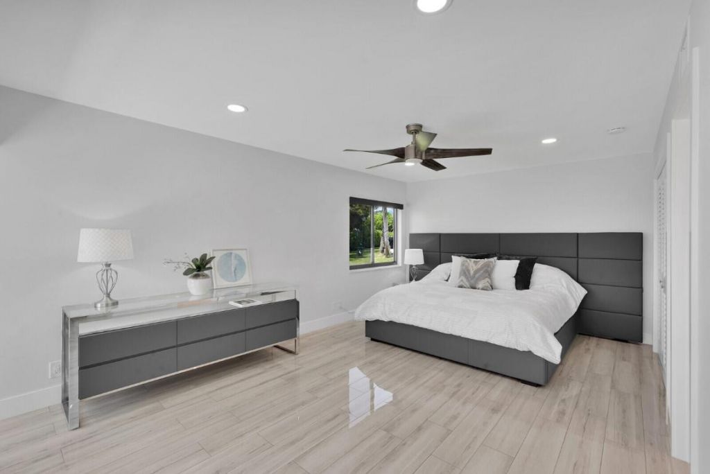 1660 Twelve Oaks Way, Unit 101 &, North Palm Beach, FL 33408 Photo