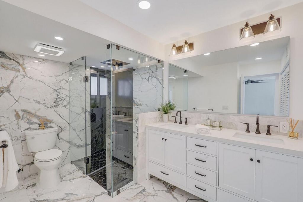 1660 Twelve Oaks Way, Unit 101 &, North Palm Beach, FL 33408 Photo