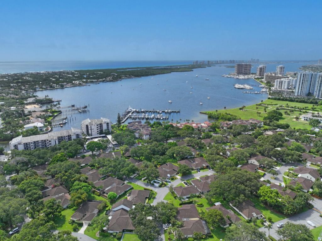 1660 Twelve Oaks Way, Unit 101 &, North Palm Beach, FL 33408 Photo