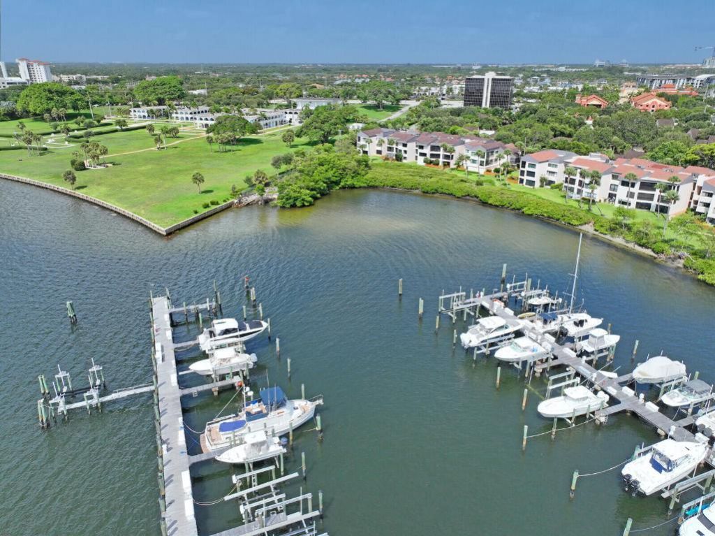 1660 Twelve Oaks Way, Unit 101 &, North Palm Beach, FL 33408 Photo