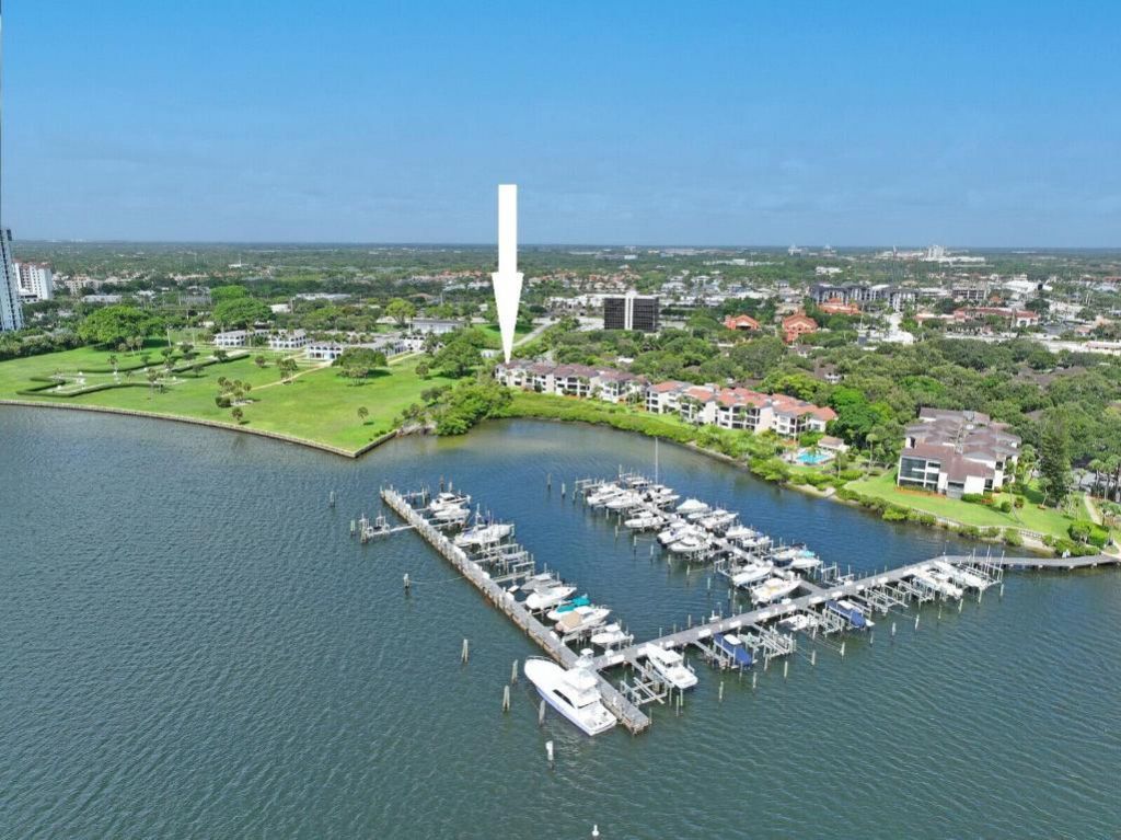 1660 Twelve Oaks Way, Unit 101 &, North Palm Beach, FL 33408 Photo