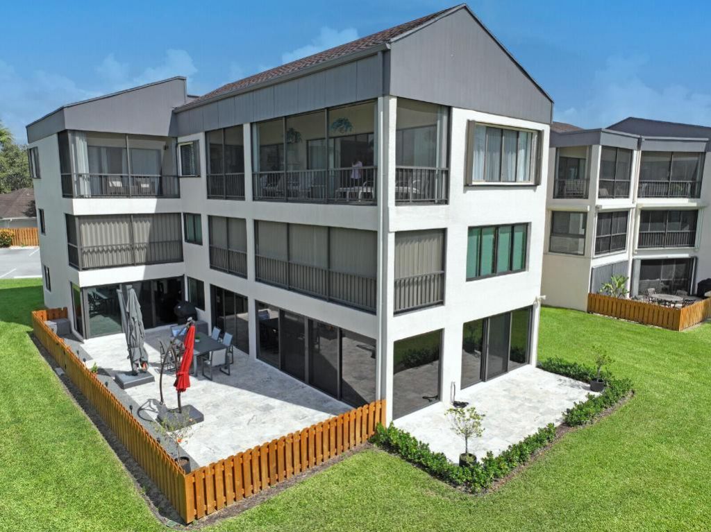 1660 Twelve Oaks Way, Unit 101 &, North Palm Beach, FL 33408 Photo