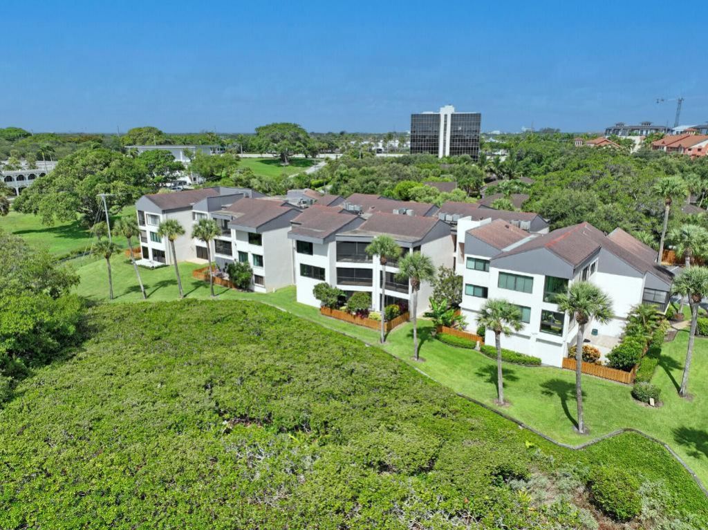 1660 Twelve Oaks Way, Unit 101 &, North Palm Beach, FL 33408 Photo