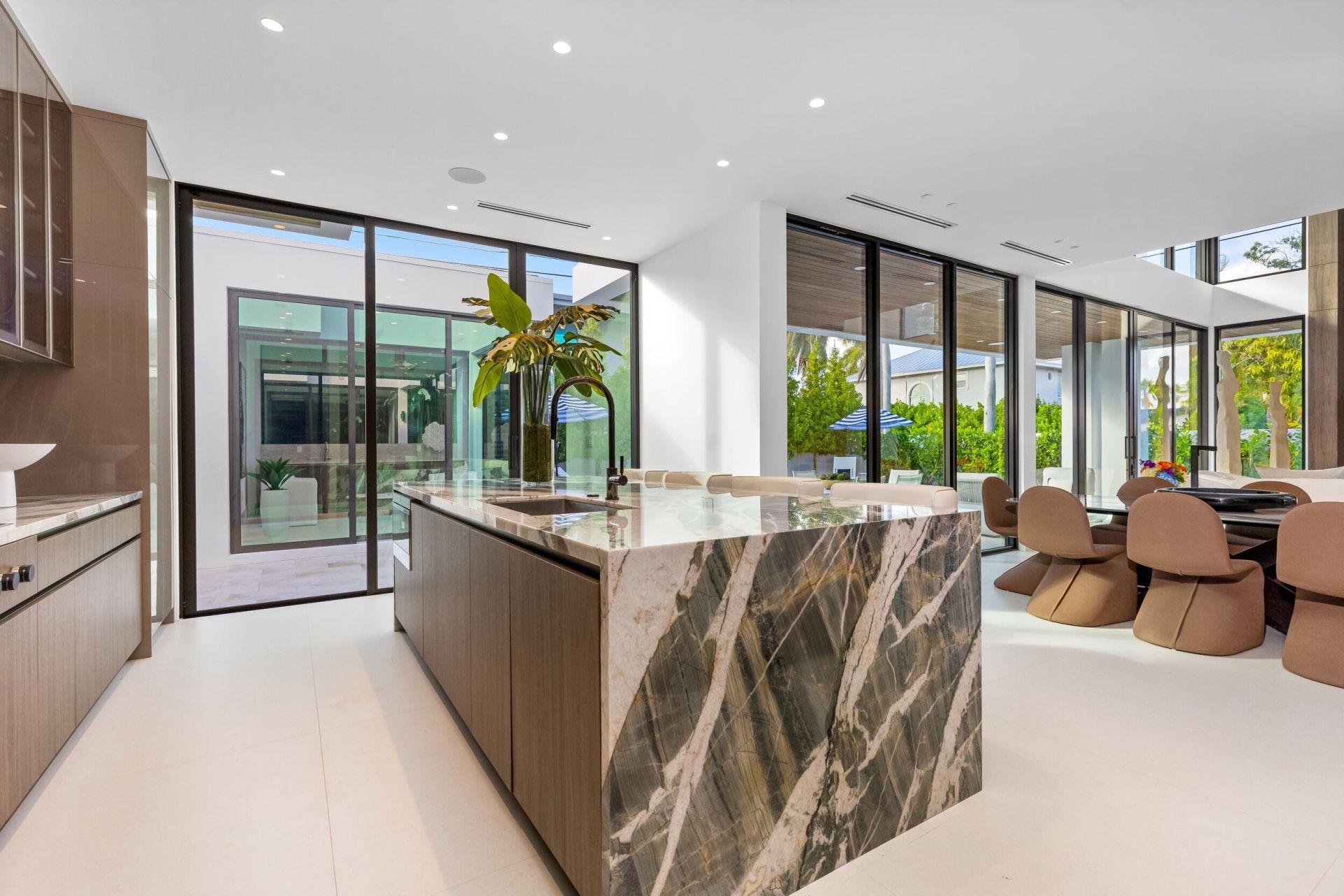 1099 NE 4th Avenue, Boca Raton, FL 33432 Photo