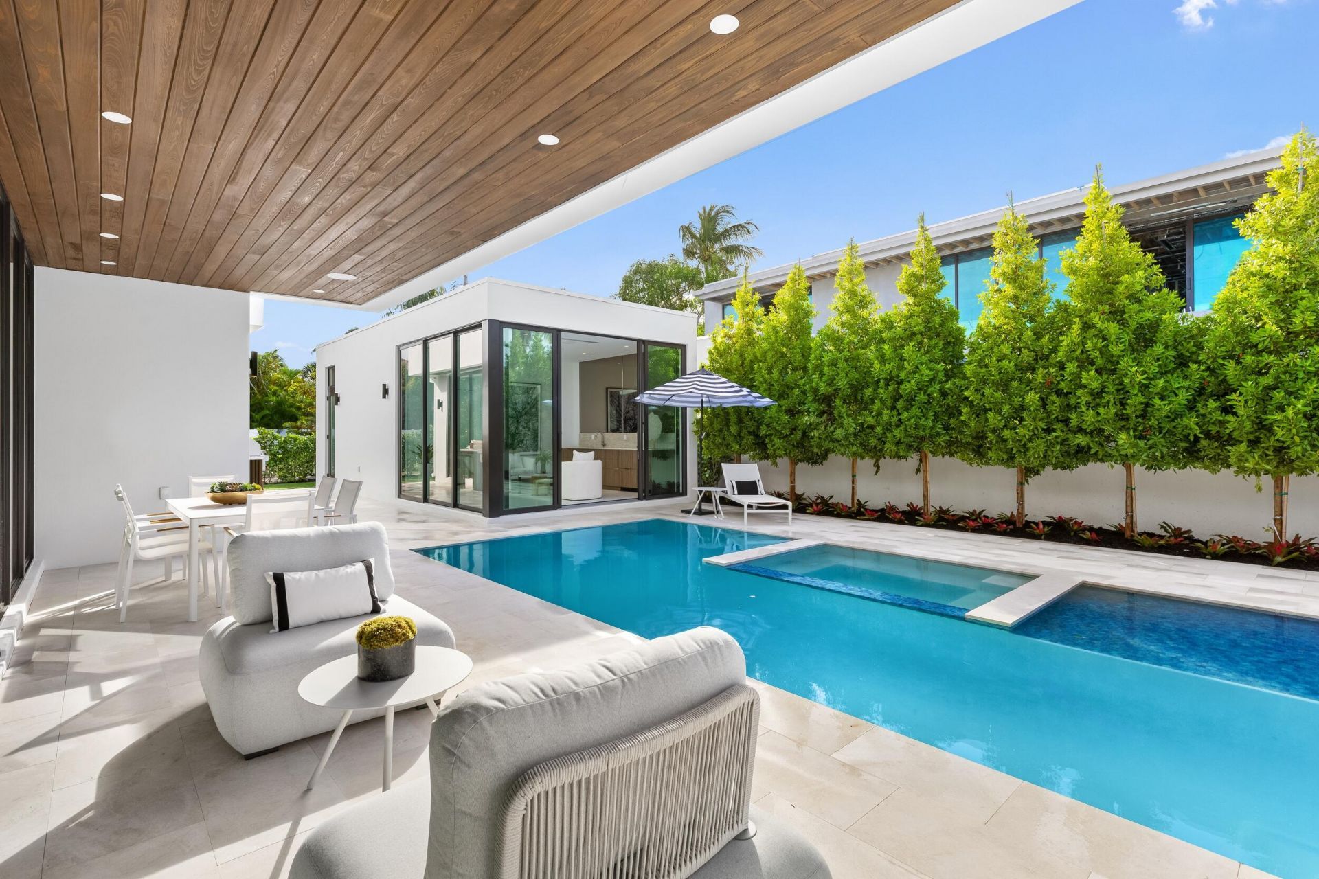 1099 NE 4th Avenue, Boca Raton, FL 33432 Photo