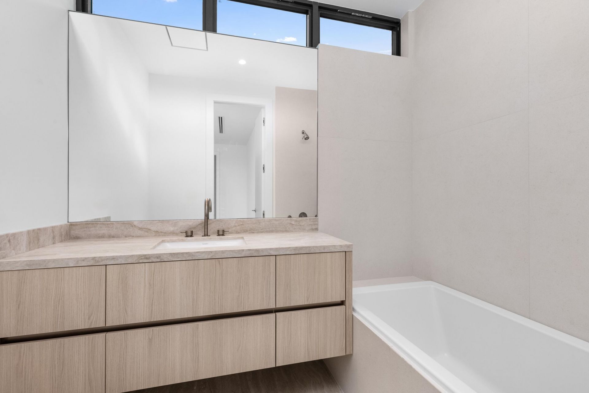 1099 NE 4th Avenue, Boca Raton, FL 33432 Photo