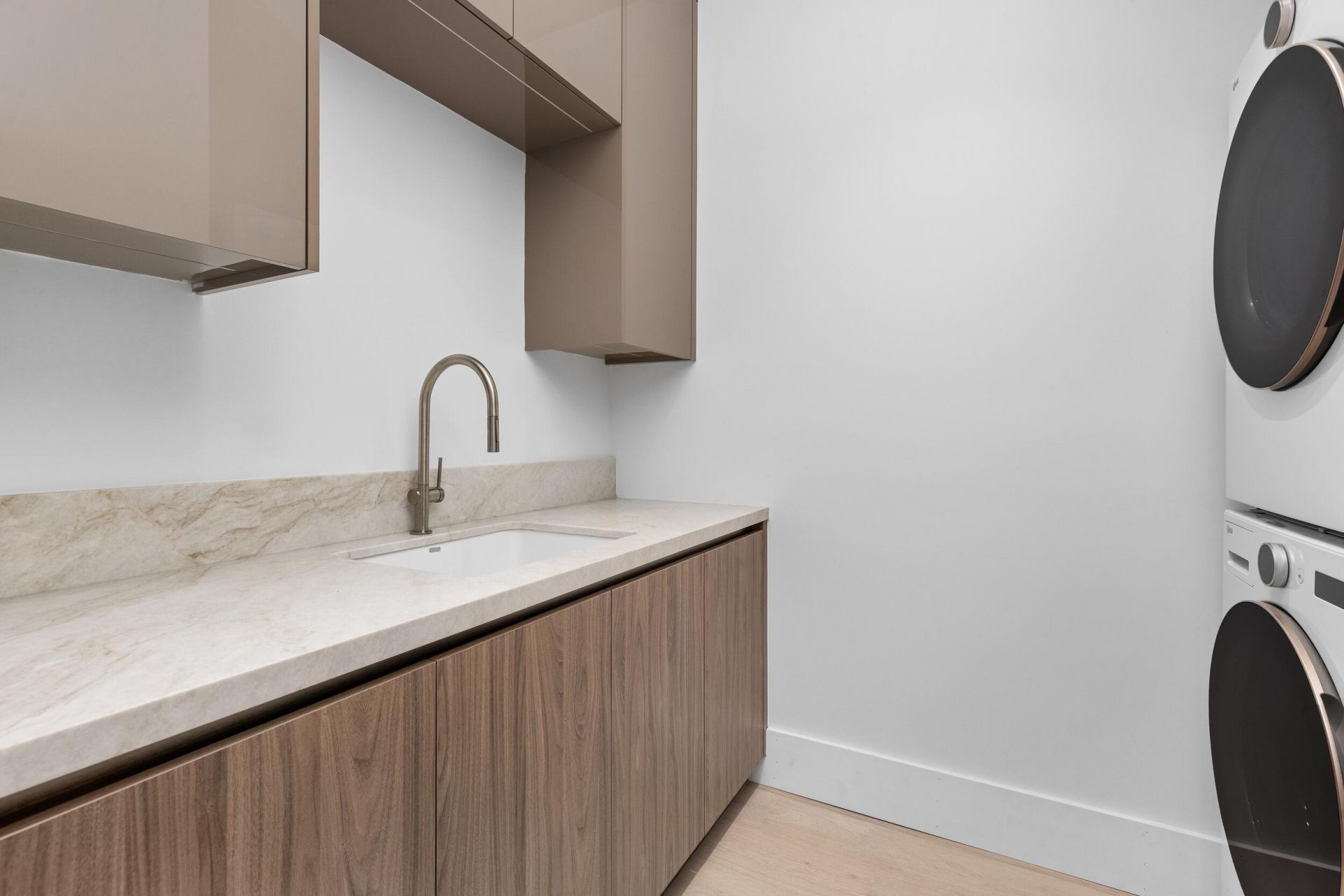 1099 NE 4th Avenue, Boca Raton, FL 33432 Photo