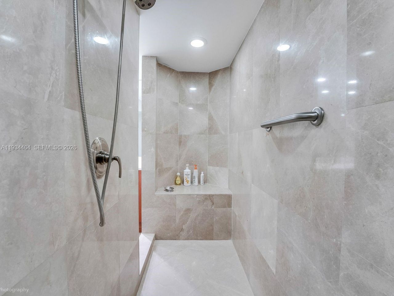 3301 NE 183rd St, Unit 2303, Aventura, FL 33160 Photo