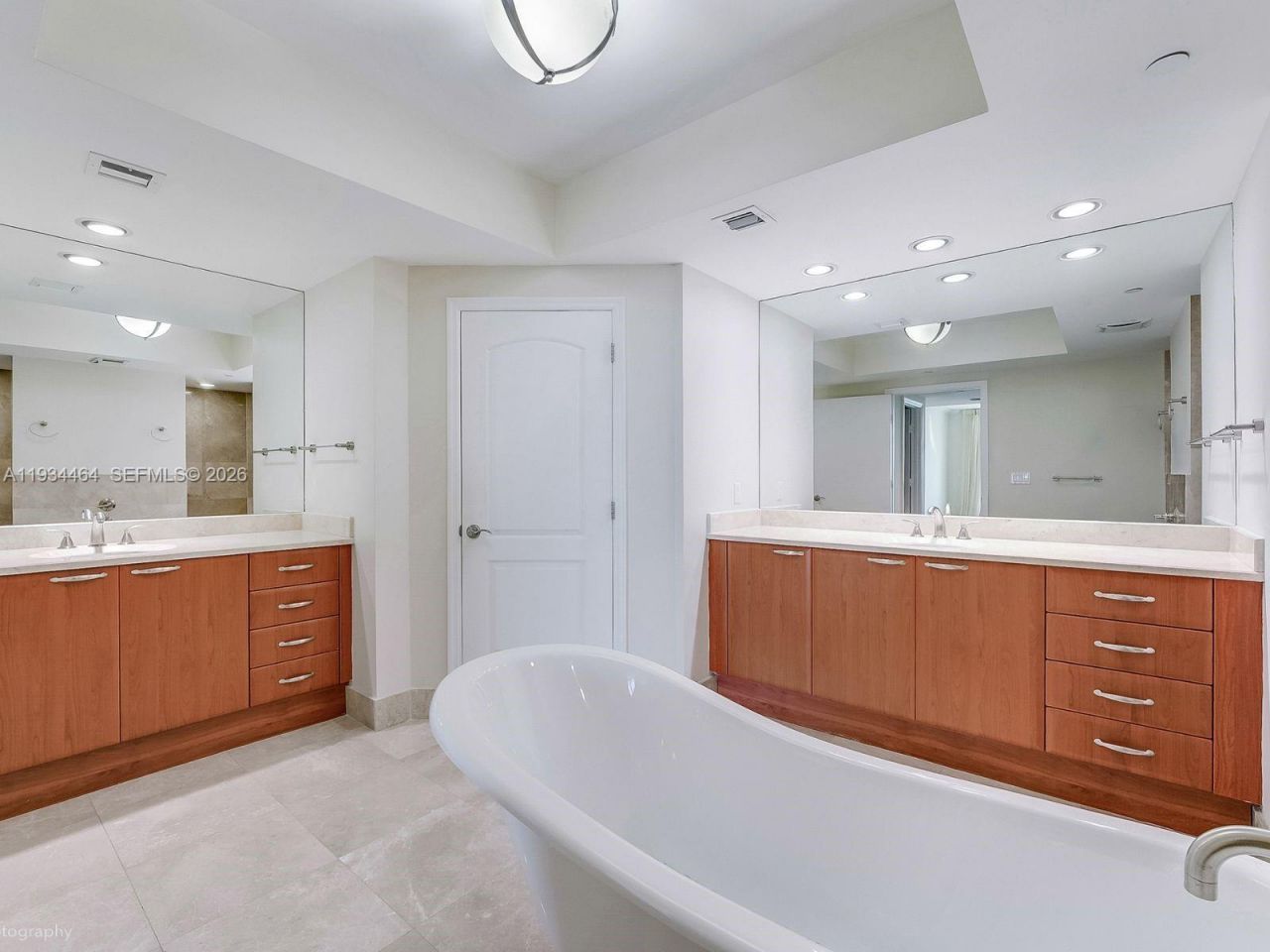 3301 NE 183rd St, Unit 2303, Aventura, FL 33160 Photo