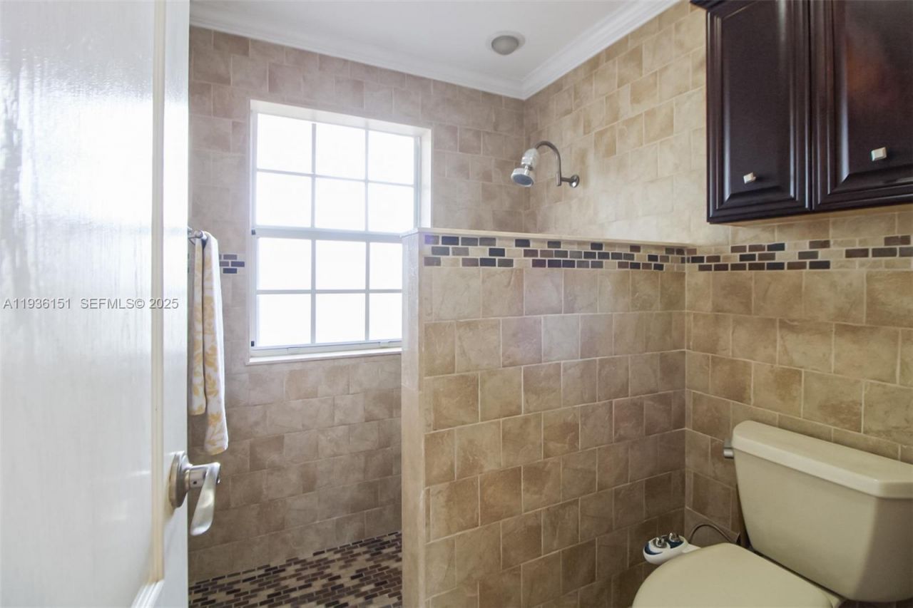 4235 SW 148th Pl, Miami, FL 33185 Photo