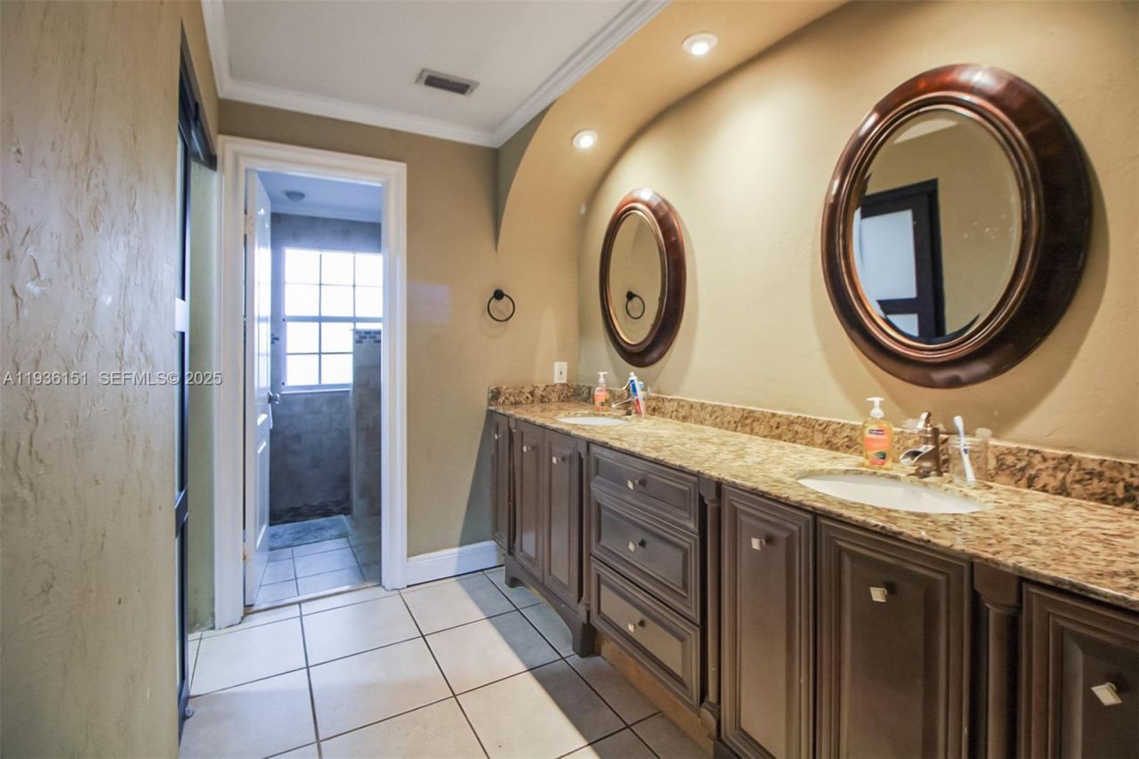 4235 SW 148th Pl, Miami, FL 33185 Photo