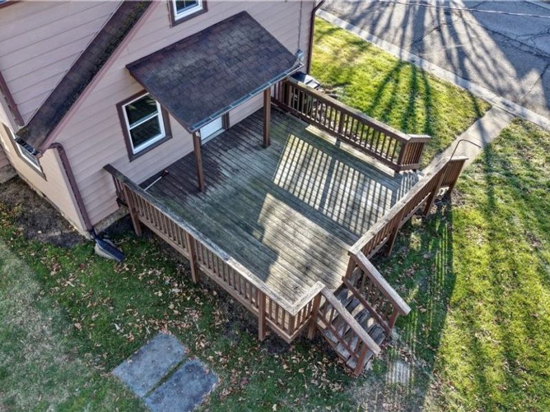 549 Redwood Street SW, Beach City, OH 44608 Photo 11