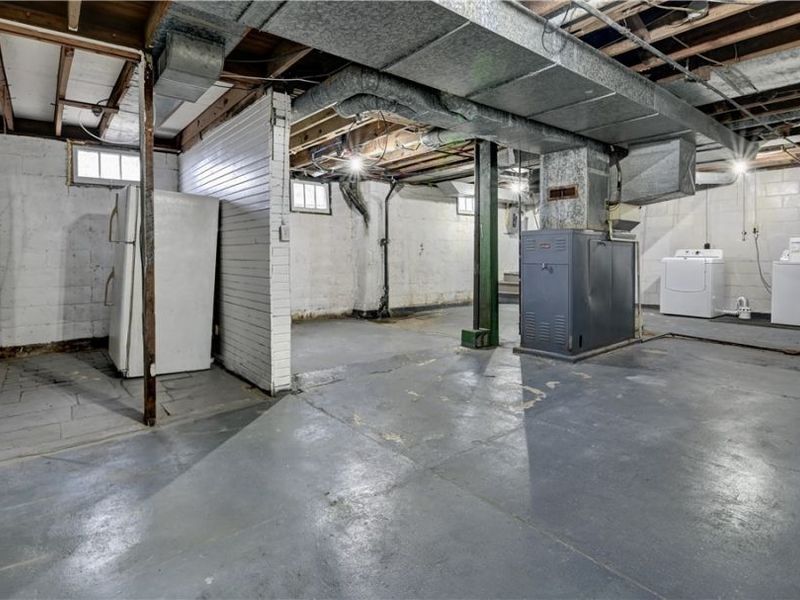 549 Redwood Street SW, Beach City, OH 44608 Photo 33