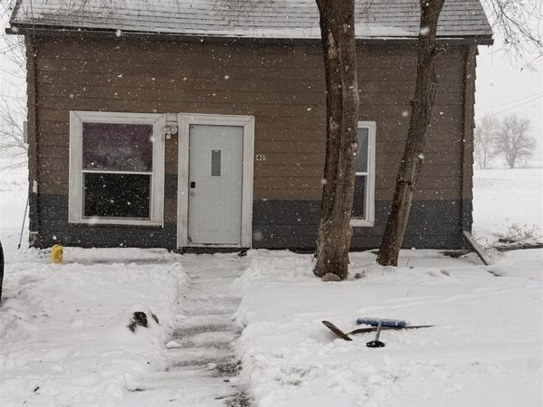 401 Kane Street, Deloit, IA 51441