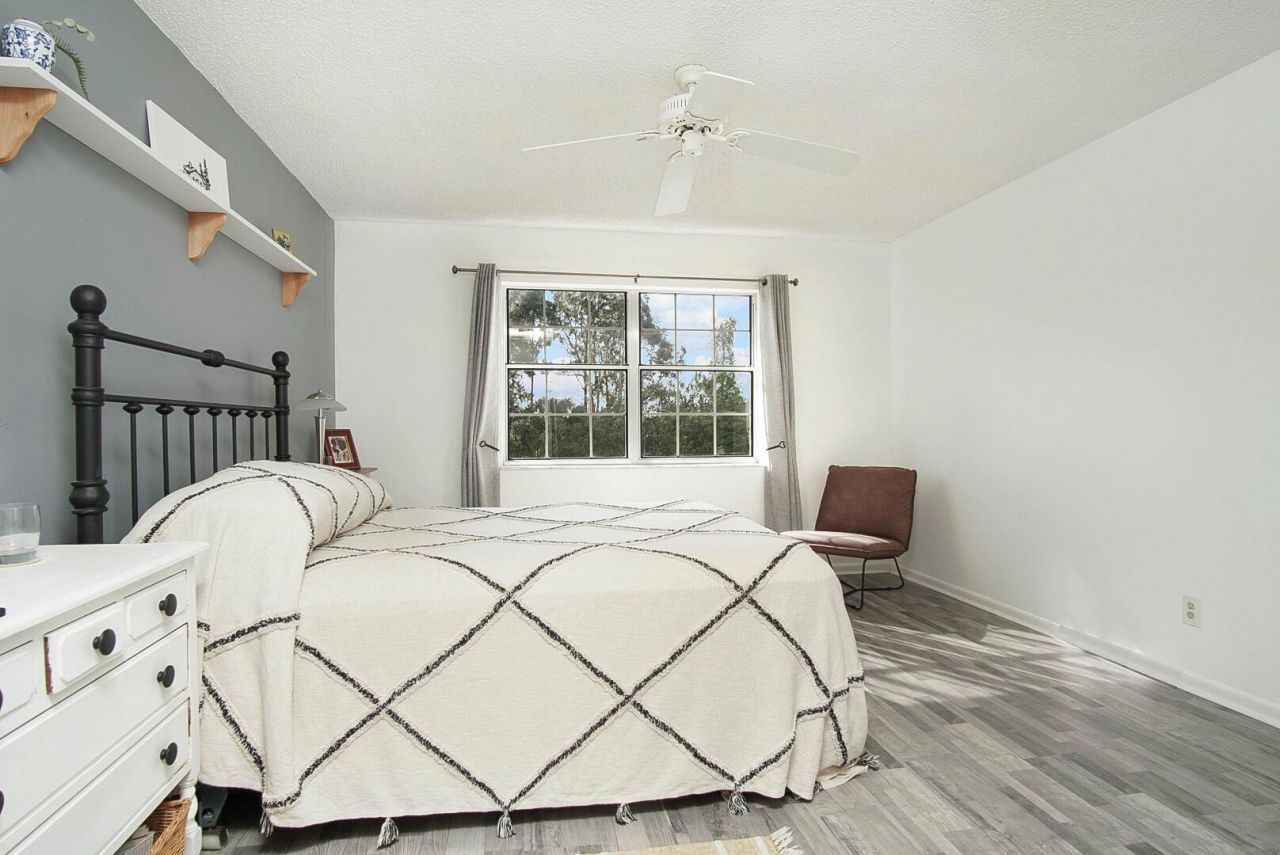 1203 S Lakes End Drive, Unit E-2, Fort Pierce, FL 34982 Photo