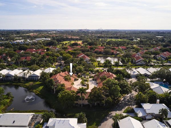 101 Waterview Drive, Unit 101-1, Palm Beach Gardens, FL 33418