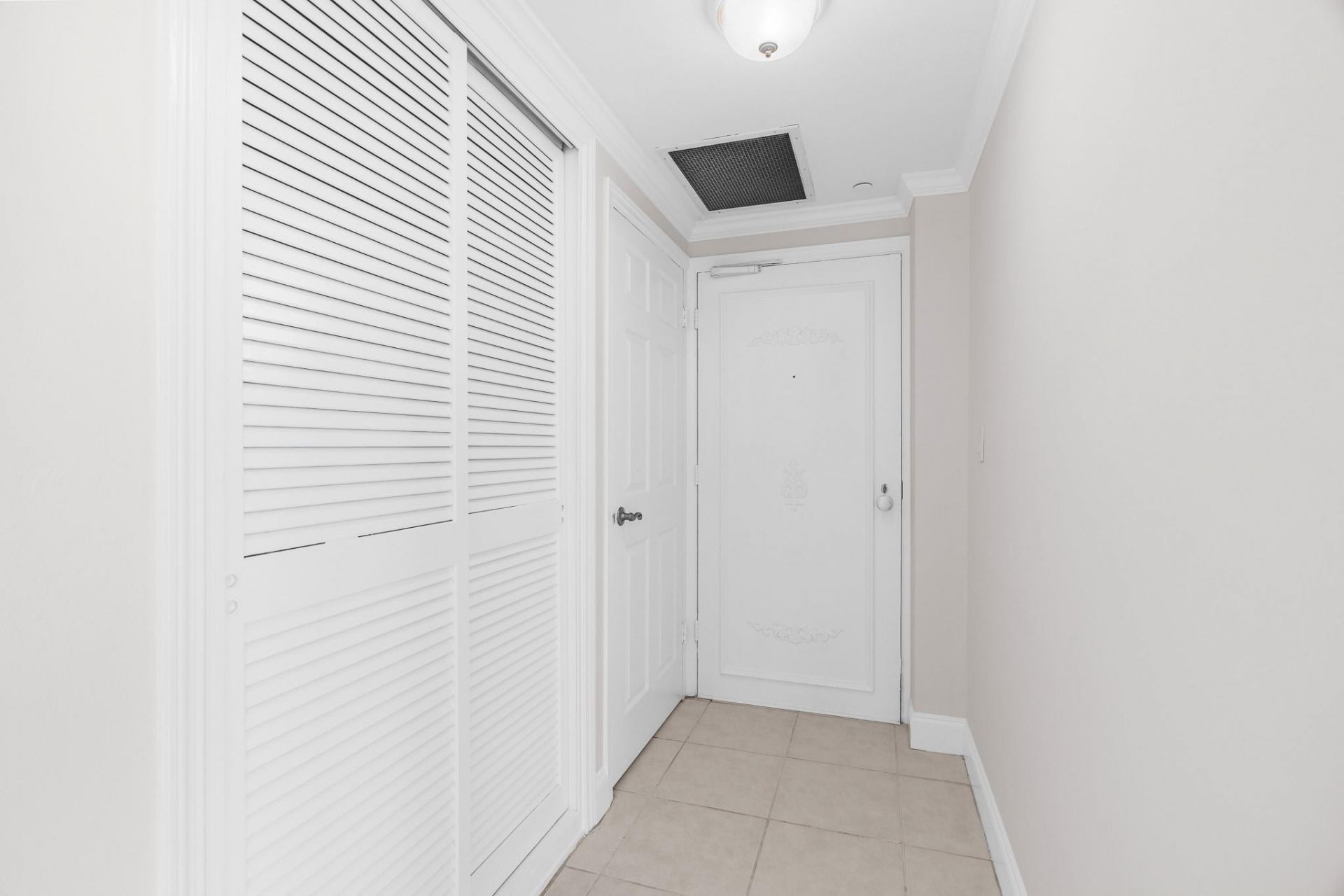 3333 NE 34th Street, Unit 709, Fort Lauderdale, FL 33308 Photo