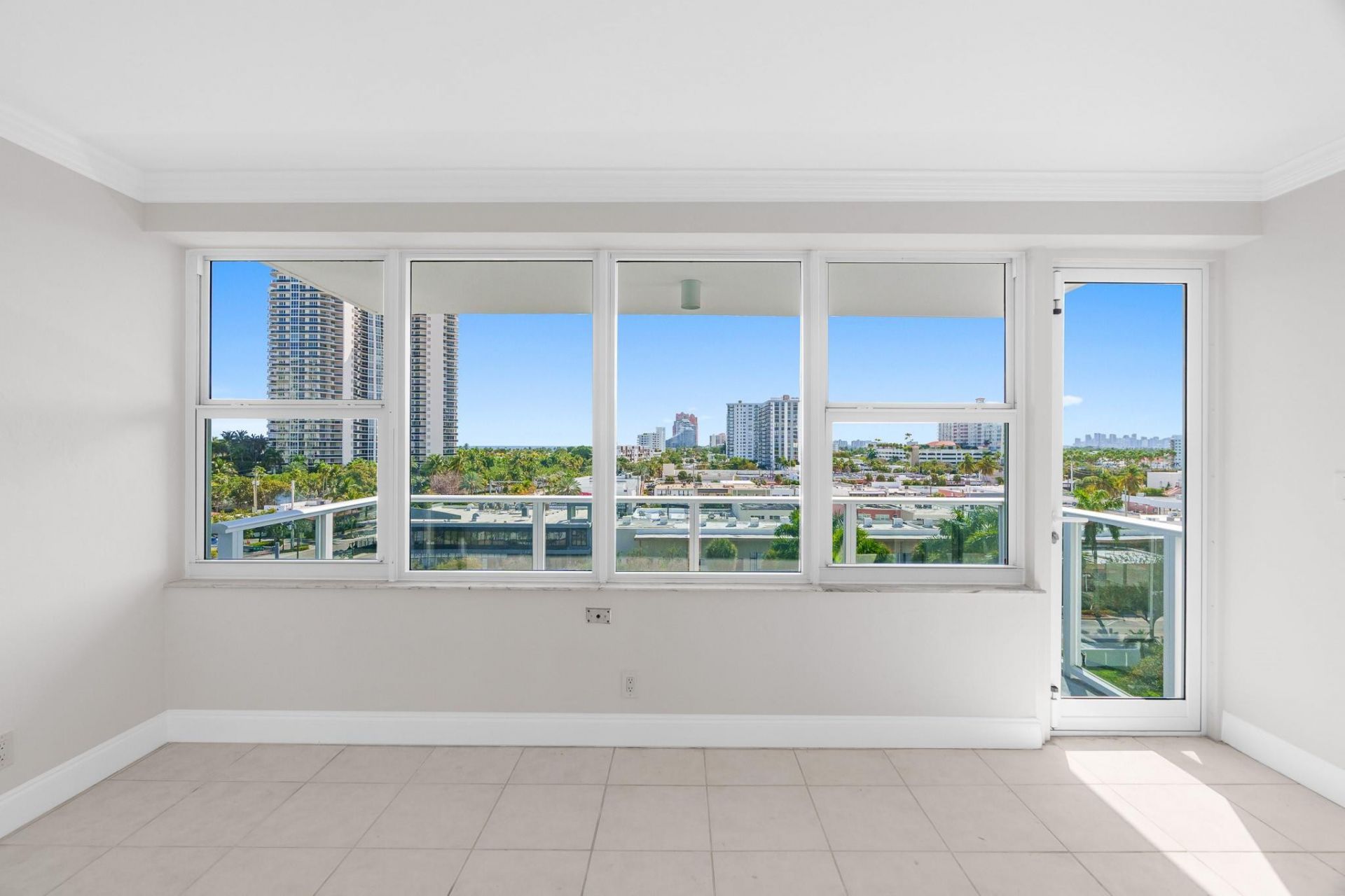 3333 NE 34th Street, Unit 709, Fort Lauderdale, FL 33308 Photo